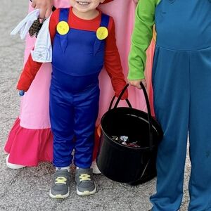 2T Mario Costume